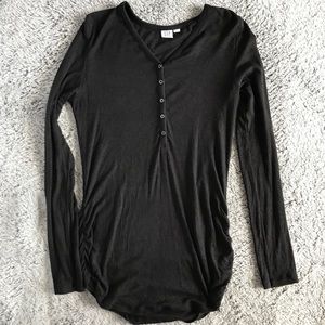 GAP Long Sleeve Maternity Ribbed Tee